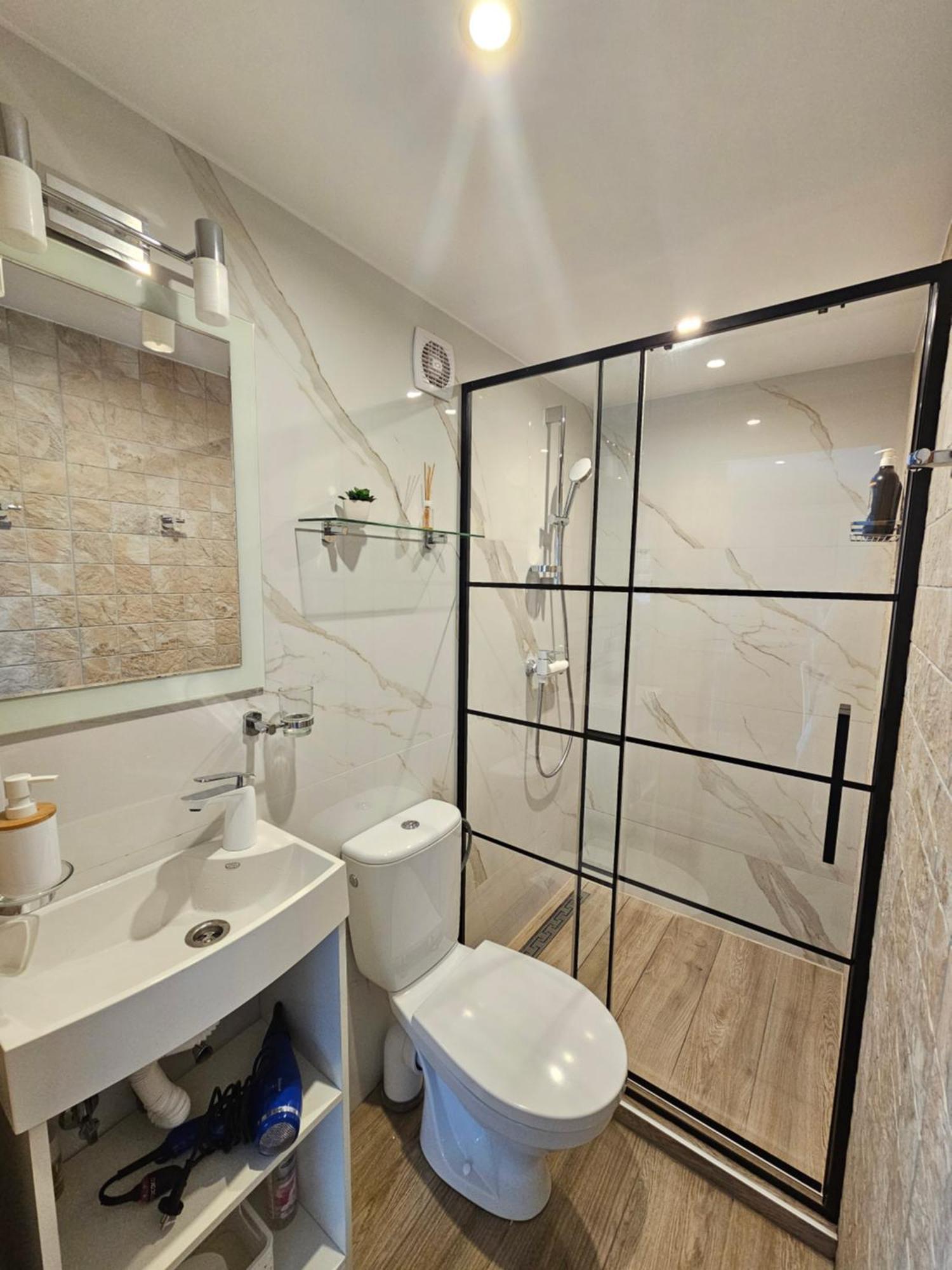 Dreilini Residence Bagian luar foto
